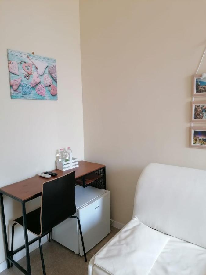 Amedeo Square Bed and Breakfast Napoli Eksteriør billede