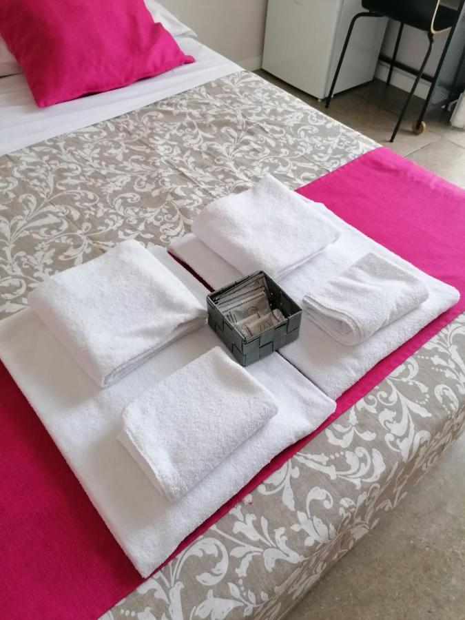 Amedeo Square Bed and Breakfast Napoli Eksteriør billede