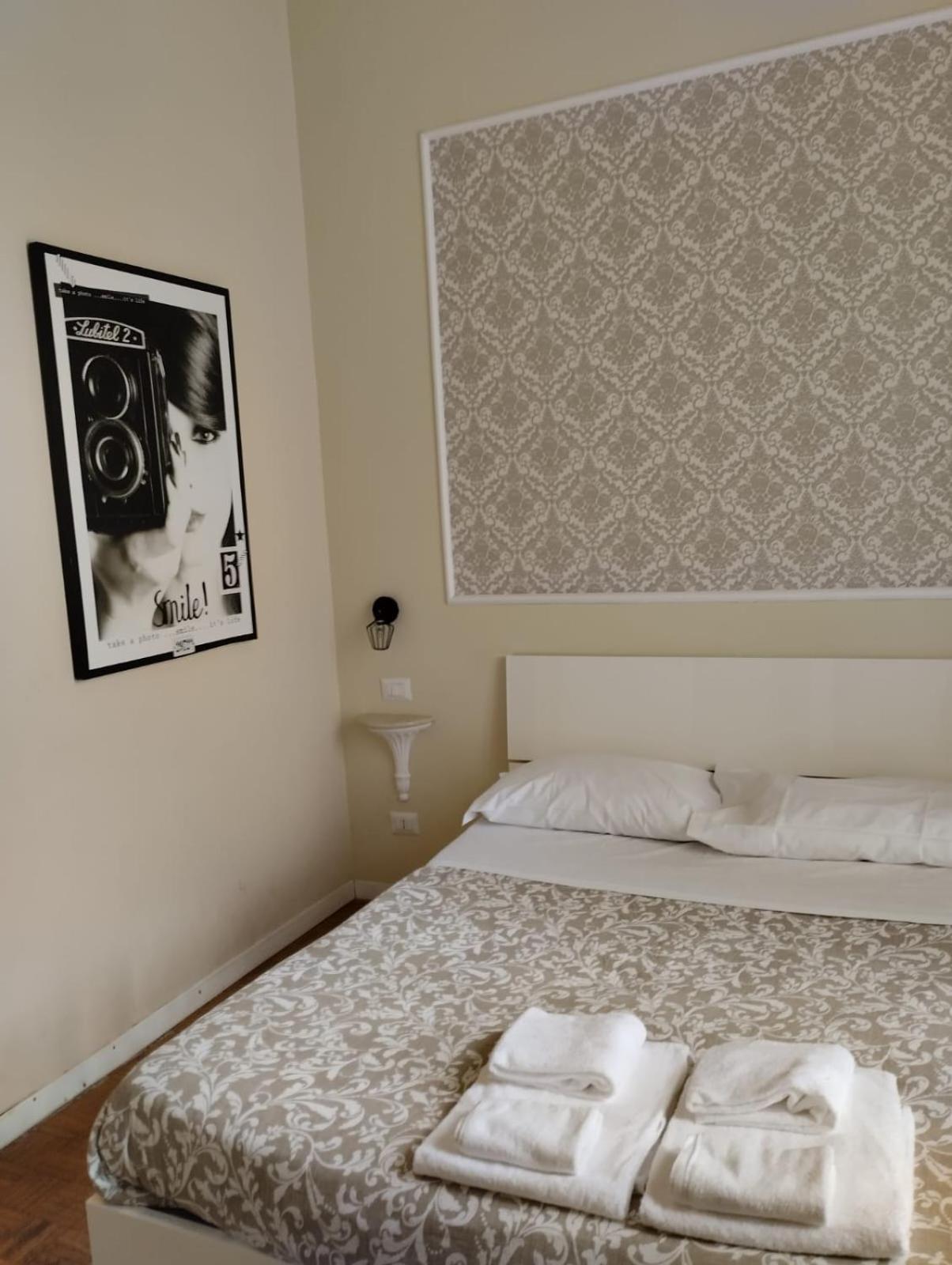 Amedeo Square Bed and Breakfast Napoli Eksteriør billede