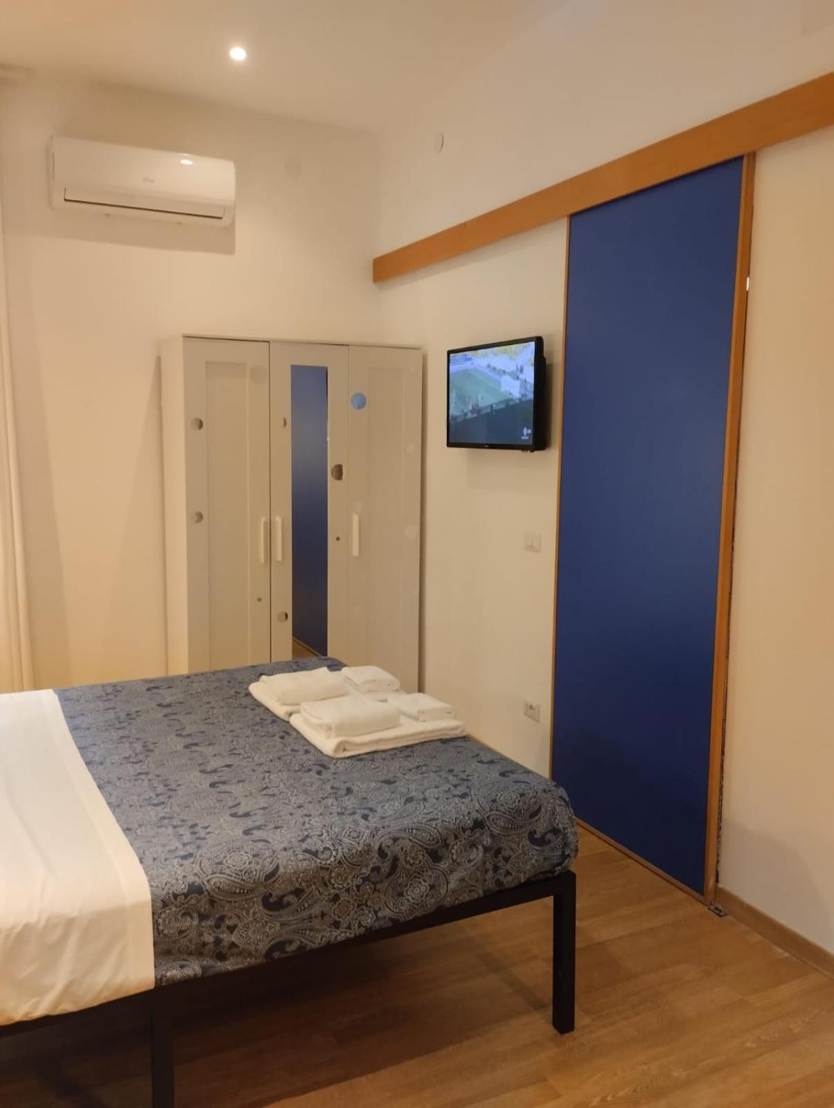 Amedeo Square Bed and Breakfast Napoli Eksteriør billede