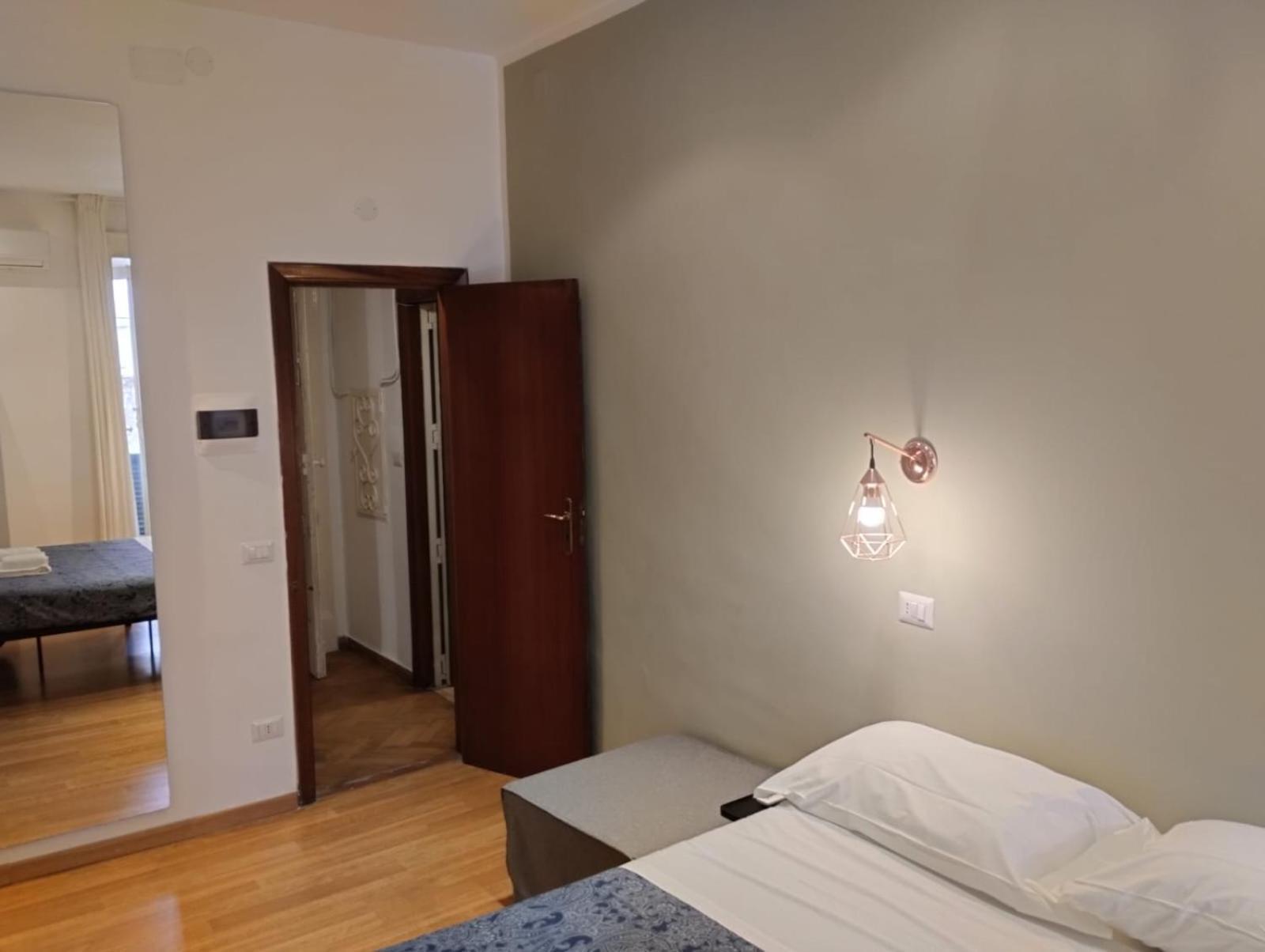 Amedeo Square Bed and Breakfast Napoli Eksteriør billede