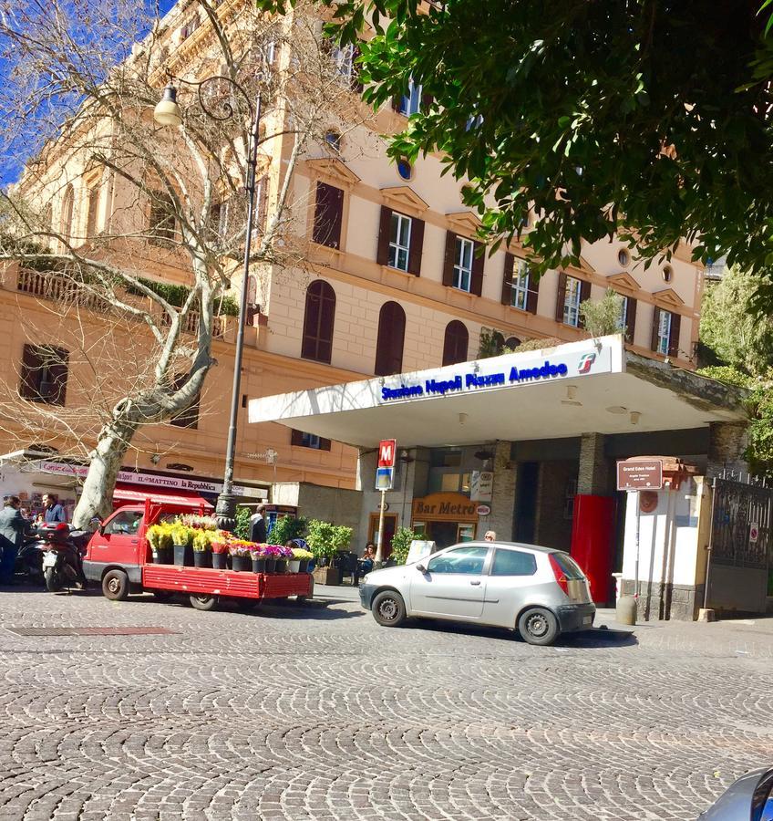 Amedeo Square Bed and Breakfast Napoli Eksteriør billede