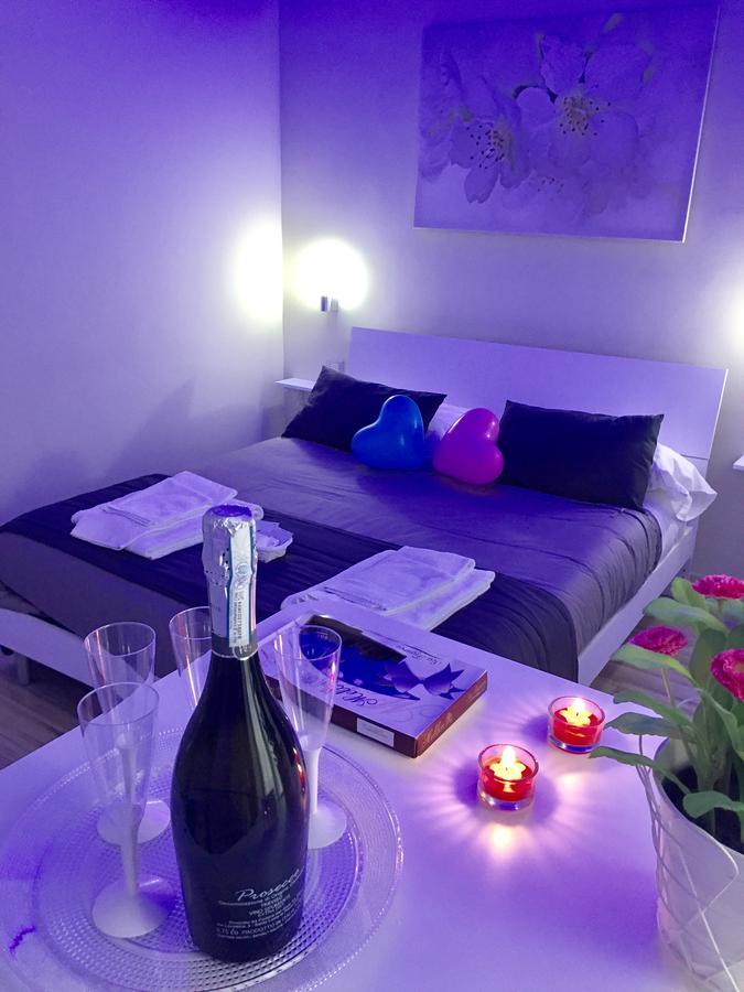Amedeo Square Bed and Breakfast Napoli Eksteriør billede